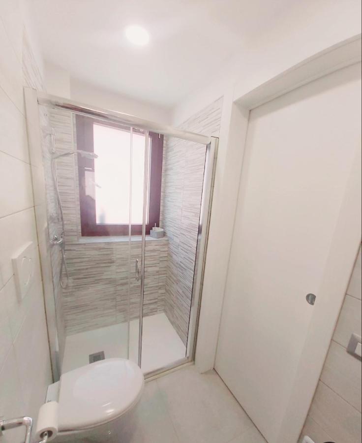 Apartamento Dimora Asmara 11 15 Bríndisi Exterior foto