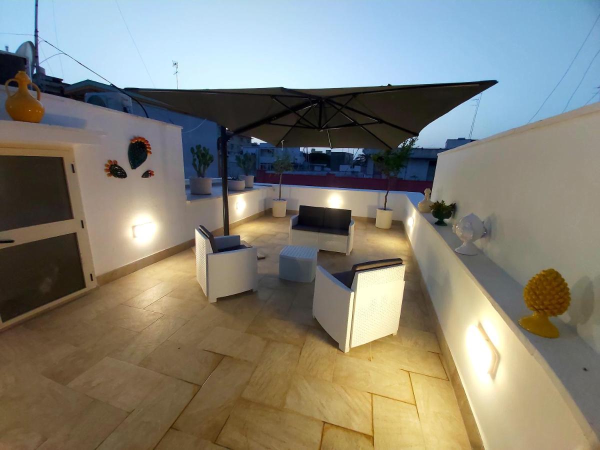Apartamento Dimora Asmara 11 15 Bríndisi Exterior foto