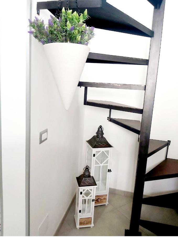 Apartamento Dimora Asmara 11 15 Bríndisi Exterior foto